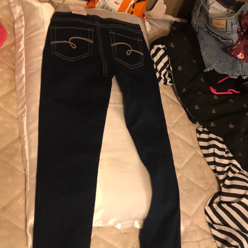 Jeans - Picture 2 of 2